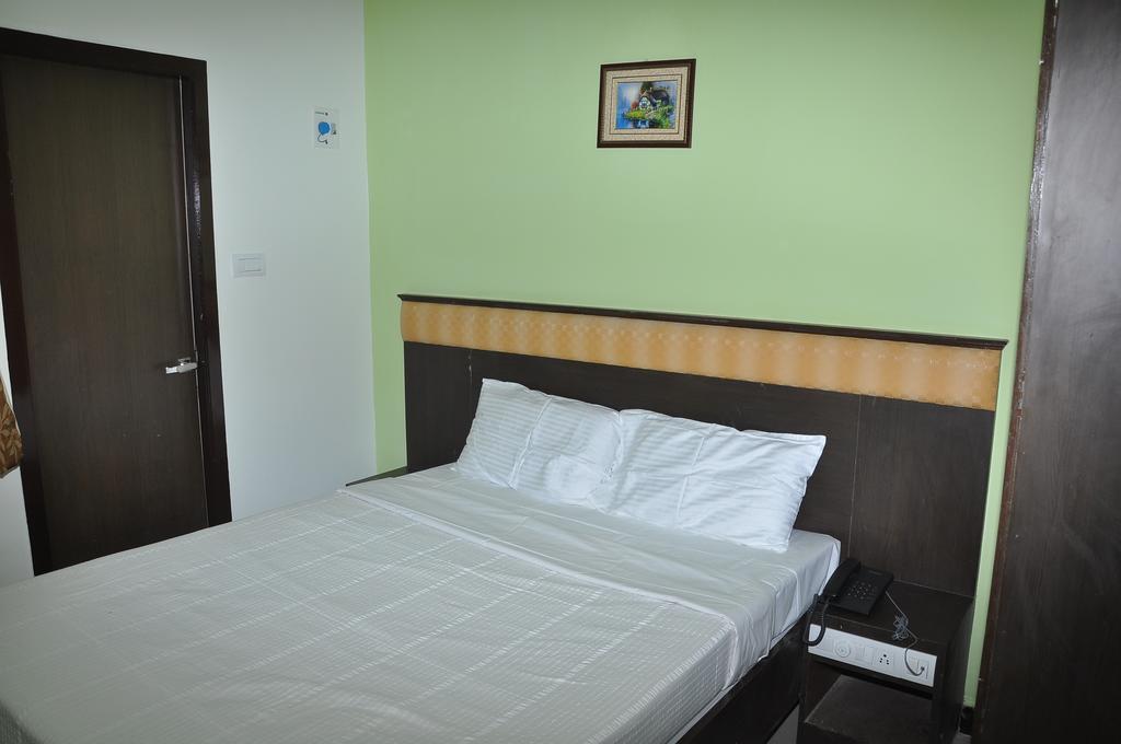 Hotel Jeyam Residency, Kumbakonam Exterior foto
