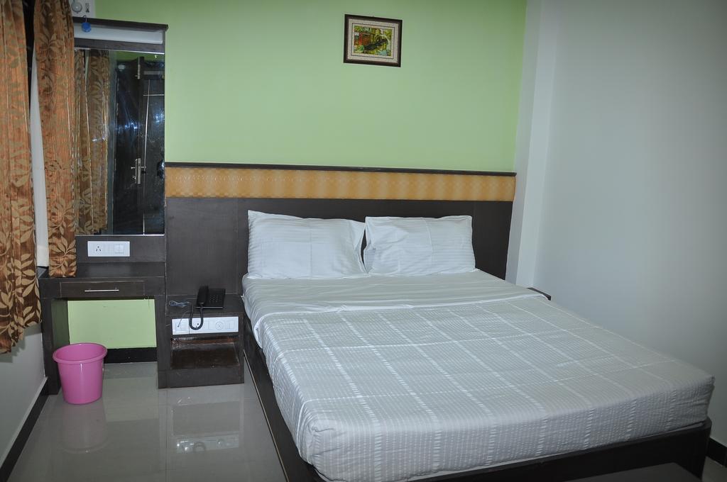 Hotel Jeyam Residency, Kumbakonam Exterior foto